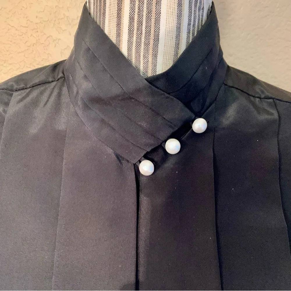 Vintage Blouse Size 8 Susan Hutton Black Satin White Buttons Long Sleeve Classy - Picture 8 of 16